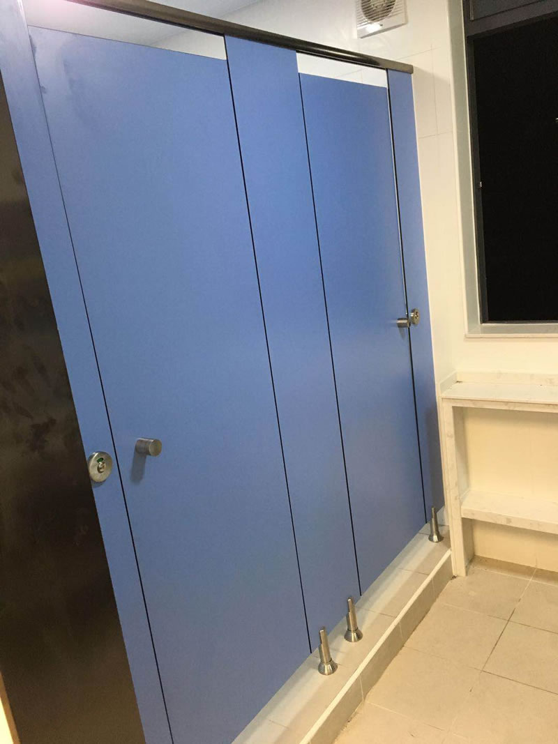 Phenolic compact laminate board toilet partition case