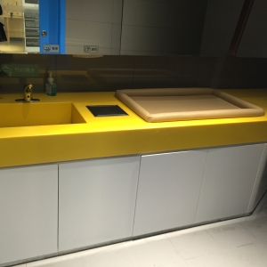 黄色人造石洗手台盆