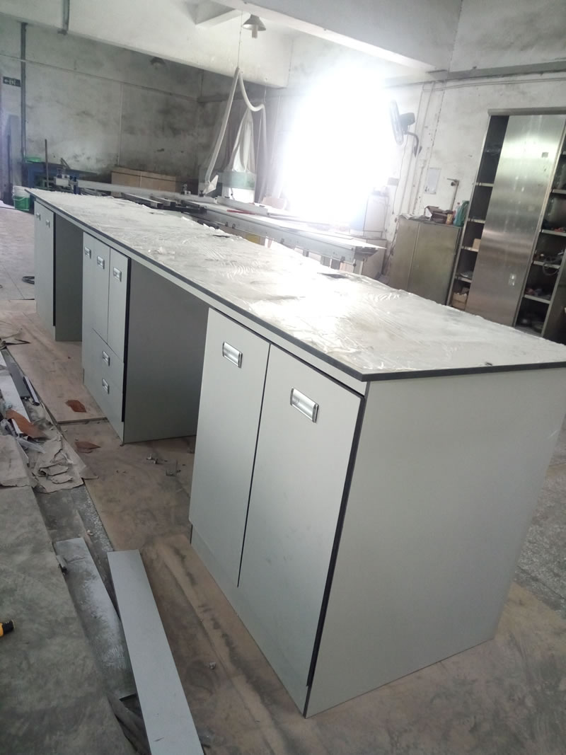 抗倍特办公桌柜子