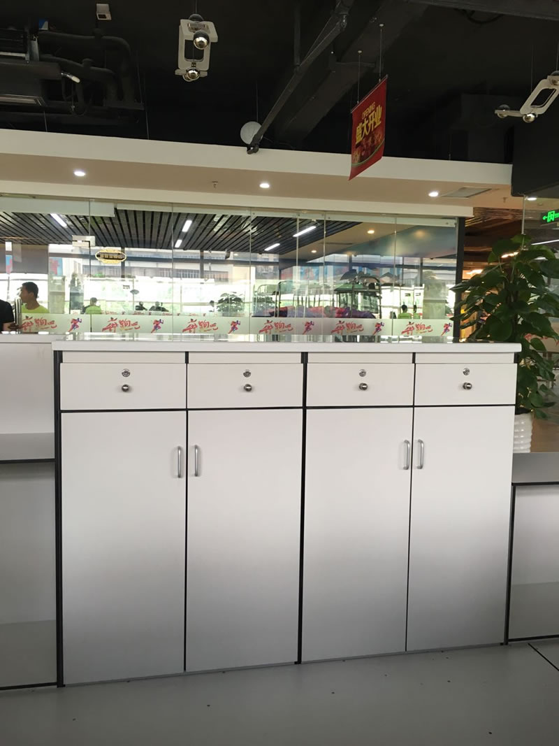 办公室抗倍特柜子